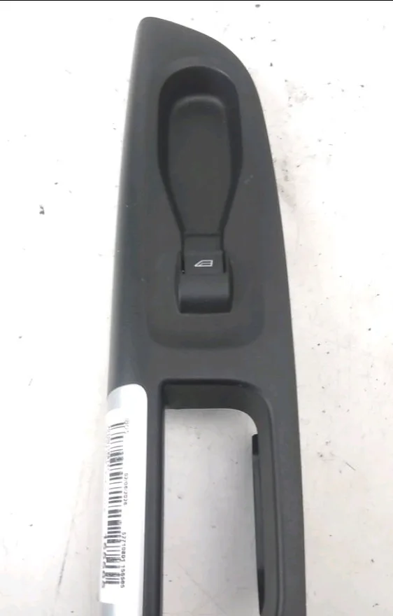 Commande lève-glace porte avant droite Ford TRANSIT CONNECT V408 Camionnette-Monospace 1.5 tdci (2015) occasion