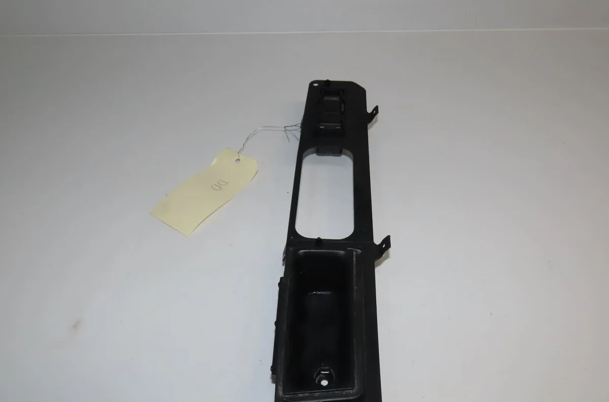 Commande lève-glace porte avant droite Jeep PATRIOT (MK74) 2.0 crd 4x4 (2007-2017) occasion