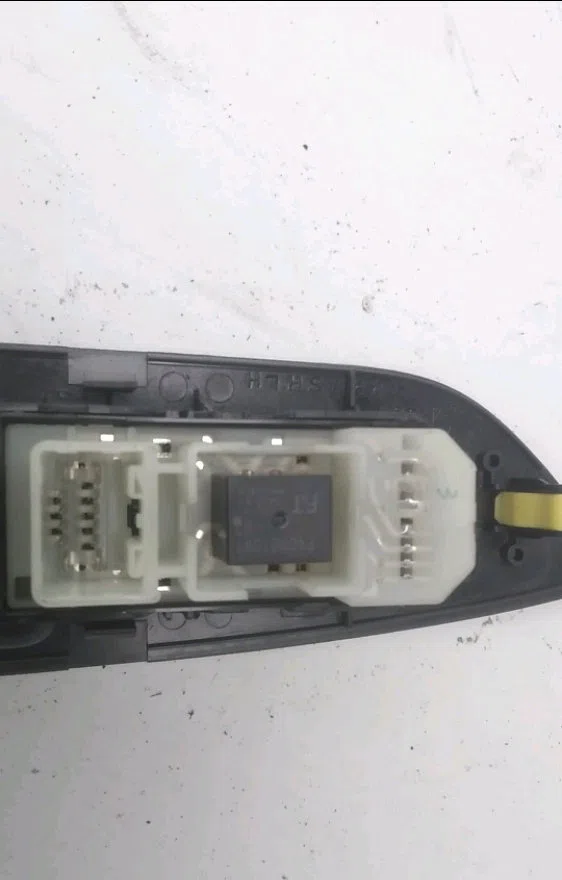 Commande lève-glace porte avant droite Lexus RX (_U3_) 300 (mcu35_) (2003-2008) occasion