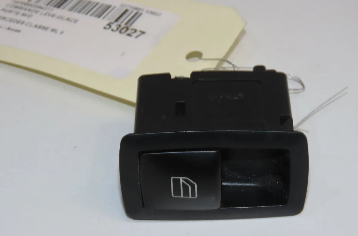 Commande lève-glace porte avant droite Mercedes-benz CLASSE M (W164) Ml 320 cdi 4-matic (164.122) (2005-2009) occasion
