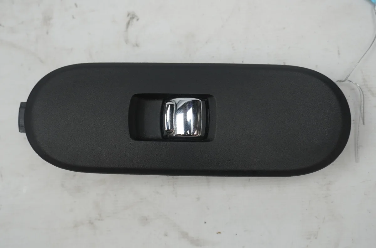 Commande lève-glace porte avant droite Mini MINI (F55) Cooper (2013) occasion