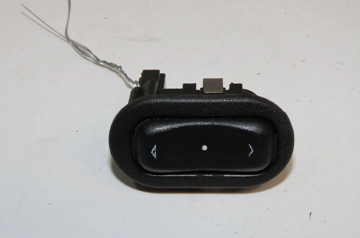 Commande lève-glace porte avant droite Opel ASTRA G 3-5 portes (T98) 1.7 dti 16v (f08, f48) (2000-2005) occasion