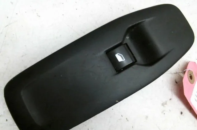 Commande lève-glace porte avant droite Peugeot 2008 I (CU_) 1.6 hdi (2013) occasion