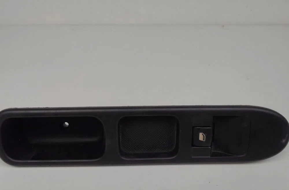 Commande lève-glace porte avant droite PEUGEOT 206 2005 occasion