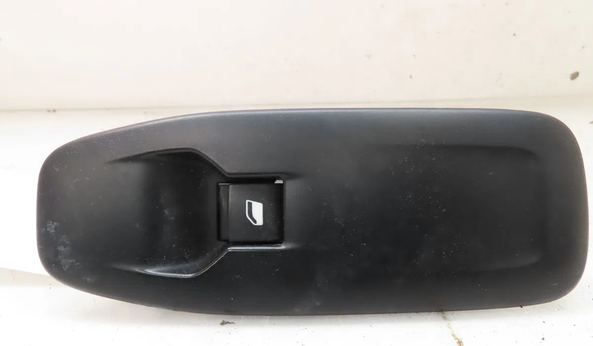 Commande lève-glace porte avant droite PEUGEOT 208 2012 occasion