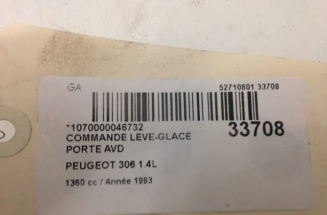 Commande lève-glace porte avant droite Peugeot 306 3-5 portes (7A, 7C, N3, N5) 1.4 (1993-2001) 5 portes occasion