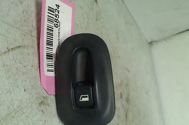 Commande lève-glace porte avant droite Peugeot 306 Décapotable (7D, N3, N5) 1.6 (1996-2000) occasion