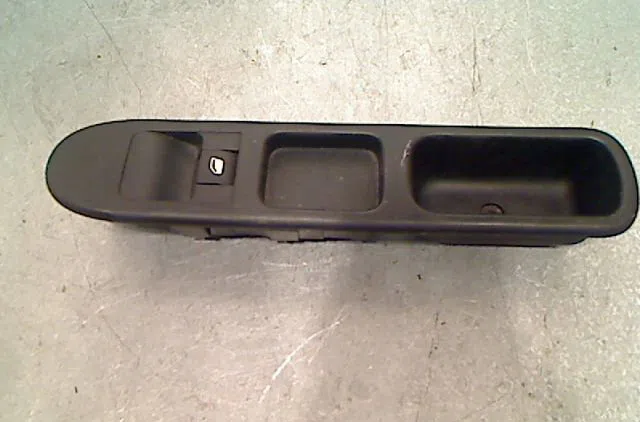 Commande lève-glace porte avant droite PEUGEOT 307 Phase 1 04-2001--06-2005 occasion