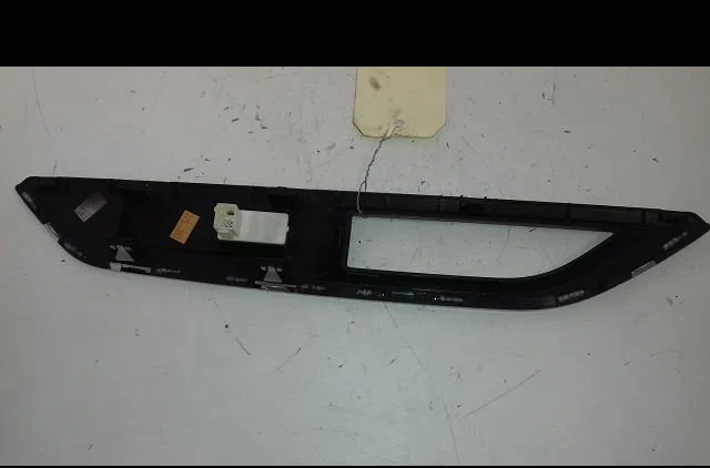 Commande lève-glace porte avant droite Peugeot 5008 II (MC_, MJ_, MR_, M4_) 1.5 bluehdi 130 (mcyhzj, mcyhzr, mcyhzx) (20