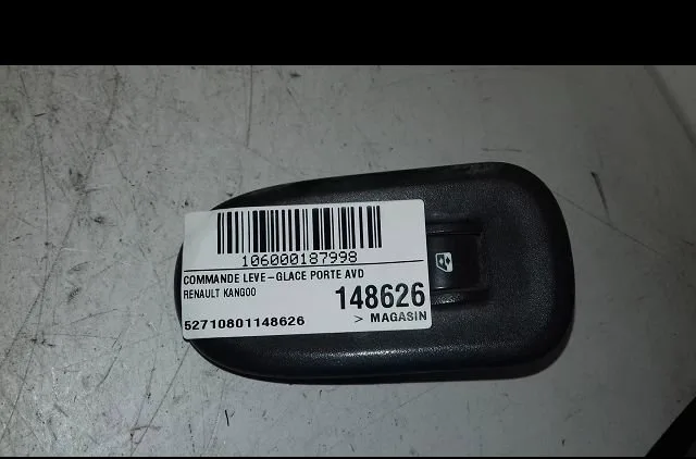 Commande lève-glace porte avant droite Renault KANGOO Express (FW0-1_) 1.5 dci 90 (fw0g, fw05, fw08, fw11) (2009) 4 port