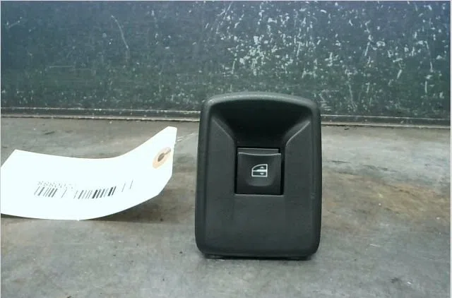 Commande lève-glace porte avant droite Renault KANGOO - GRAND KANGOO II (KW0-1_) 1.5 dci 90 (kw05, kw08, kw0g, kw11) (20