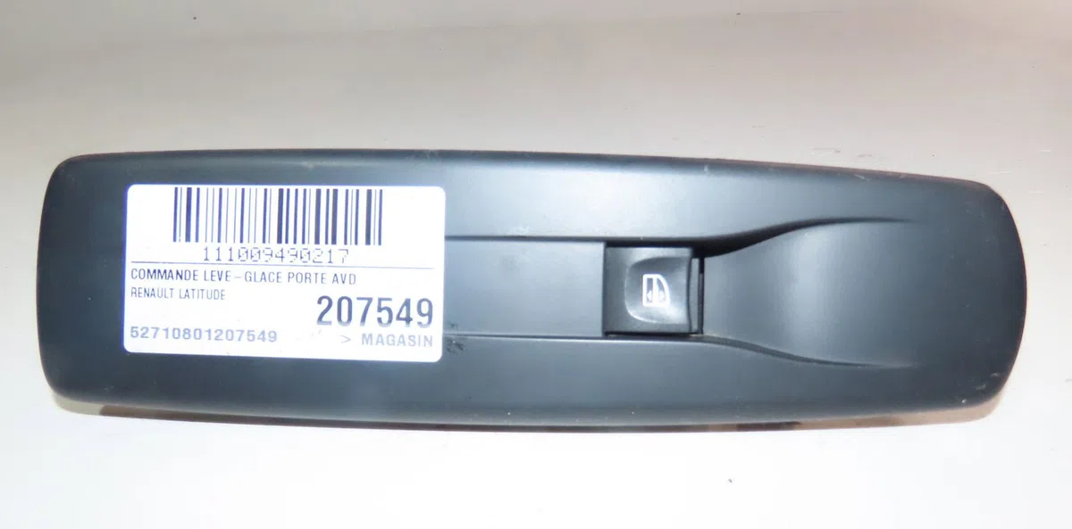 Commande lève-glace porte avant droite Renault LATITUDE (L70_) 2.0 dci 150 (l70h) (2011) occasion