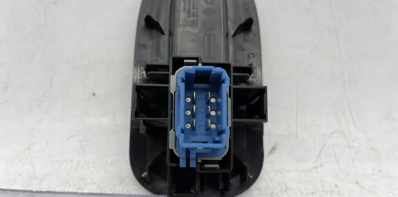 Commande lève-glace porte avant droite RENAULT MASTER 3 PHASE 2 occasion — photo 2