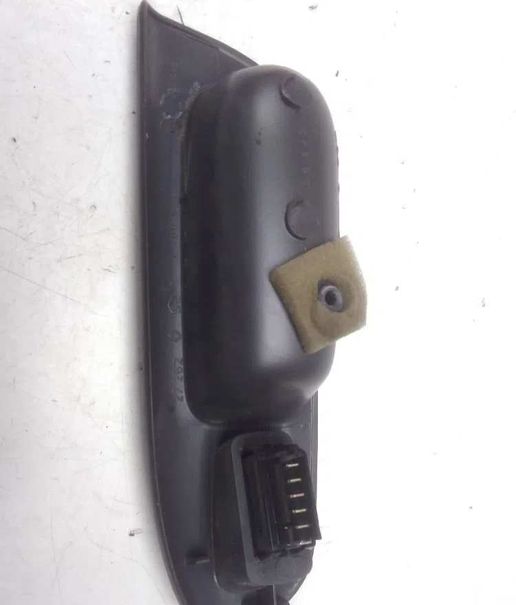 Commande lève-glace porte avant droite RENAULT MEGANE 2003 occasion