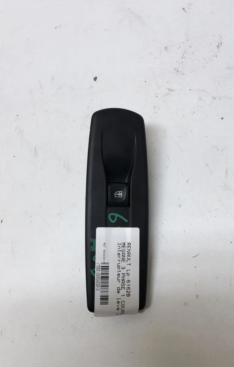 Commande lève-glace porte avant droite Renault MEGANE III Coupé (DZ0-1_) 1.9 dci (dz0n, dz0j, dz1j, dz1k) (2008-2015) oc