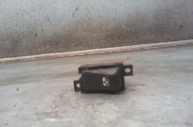 Commande lève-glace porte avant droite RENAULT SAFRANE Phase 1 04-1992--09-1996 occasion