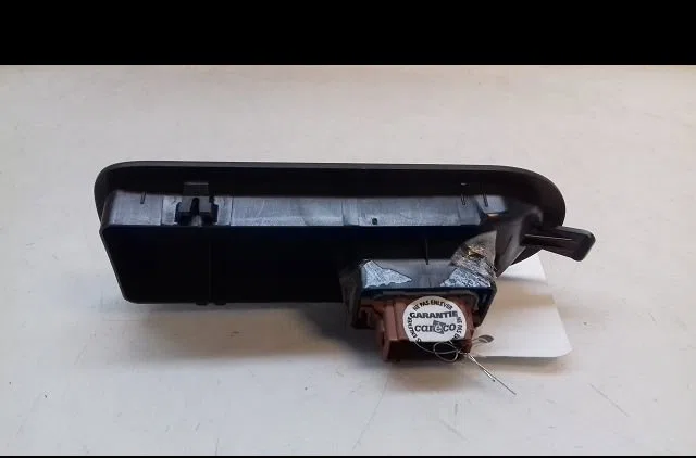 Commande lève-glace porte avant droite Renault SCÉNIC II (JM0-1_) 1.5 dci (jm1f) (2005-2008) occasion