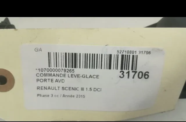 Commande lève-glace porte avant droite RENAULT SCENIC III 2015 occasion