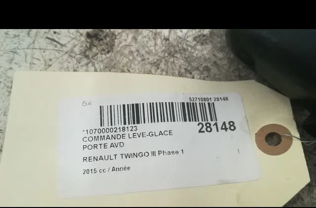 Commande lève-glace porte avant droite RENAULT TWINGO III 2015 occasion