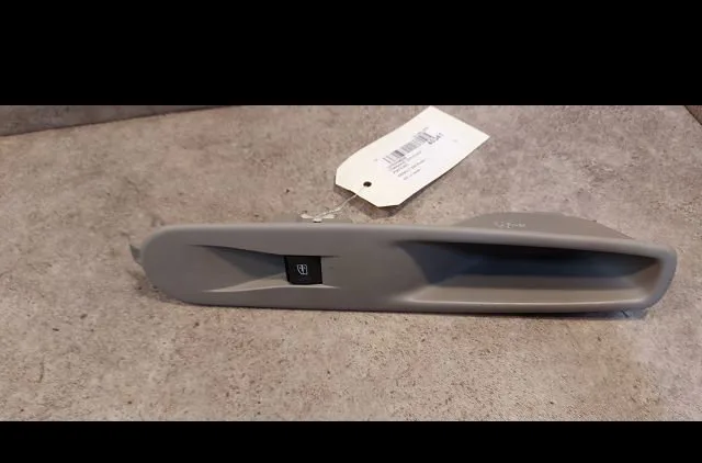Commande lève-glace porte avant droite Renault ZOE (BFM_) Zoe (2012) 5 portes occasion