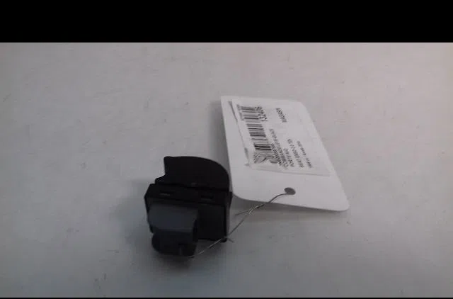 Commande lève-glace porte avant droite Seat EXEO ST (3R5) 2.0 tdi (2009-2013) occasion