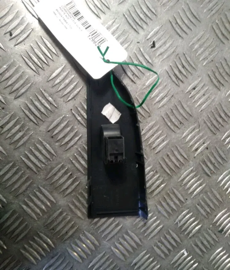 Commande lève-glace porte avant droite Skoda FABIA I (6Y2) 1.9 tdi (2000-2008) 5 portes occasion