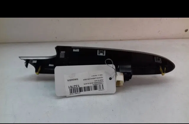 Commande lève-glace porte avant droite Toyota URBAN CRUISER (_P1_) 1.4 d-4d 4wd (nlp115_) (2009-2014) occasion
