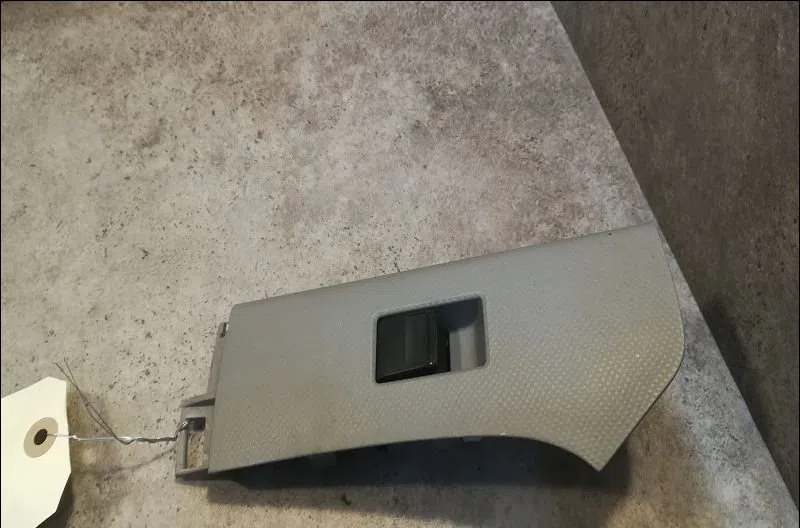 Commande lève-glace porte avant droite Toyota YARIS (_P9_) 1.0 vvt-i (ksp90_) (2005-2011) 5 portes occasion