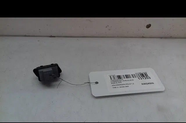 Commande lève-glace porte avant droite Volkswagen FOX 3-5 portes (5Z1, 5Z3, 5Z4) 1.2 (2005-2011) occasion
