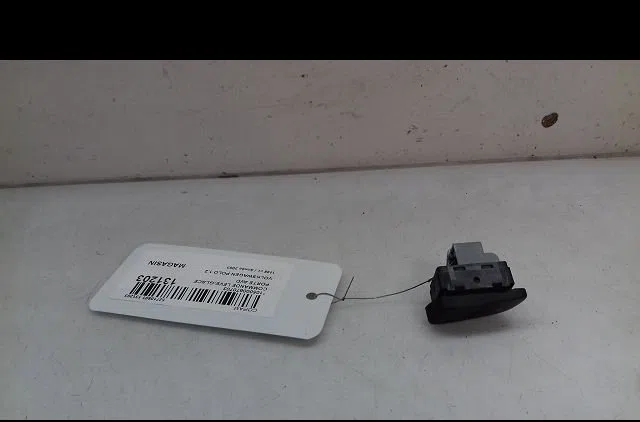 Commande lève-glace porte avant droite Volkswagen FOX 3-5 portes (5Z1, 5Z3, 5Z4) 1.2 (2005-2011) occasion