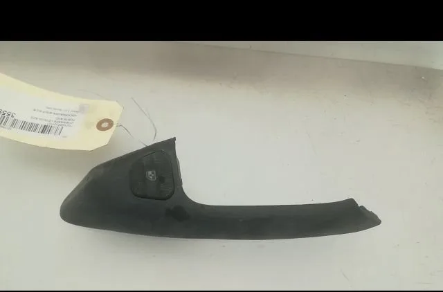 Commande lève-glace porte avant droite Volkswagen GOLF III (1H1) 2.8 vr6 (1992-1997) occasion