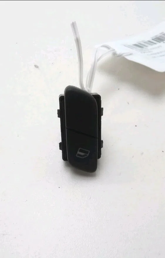 Commande lève-glace porte avant droite Volkswagen POLO (9N_, 9A_) 1.4 16v (2001-2008) occasion