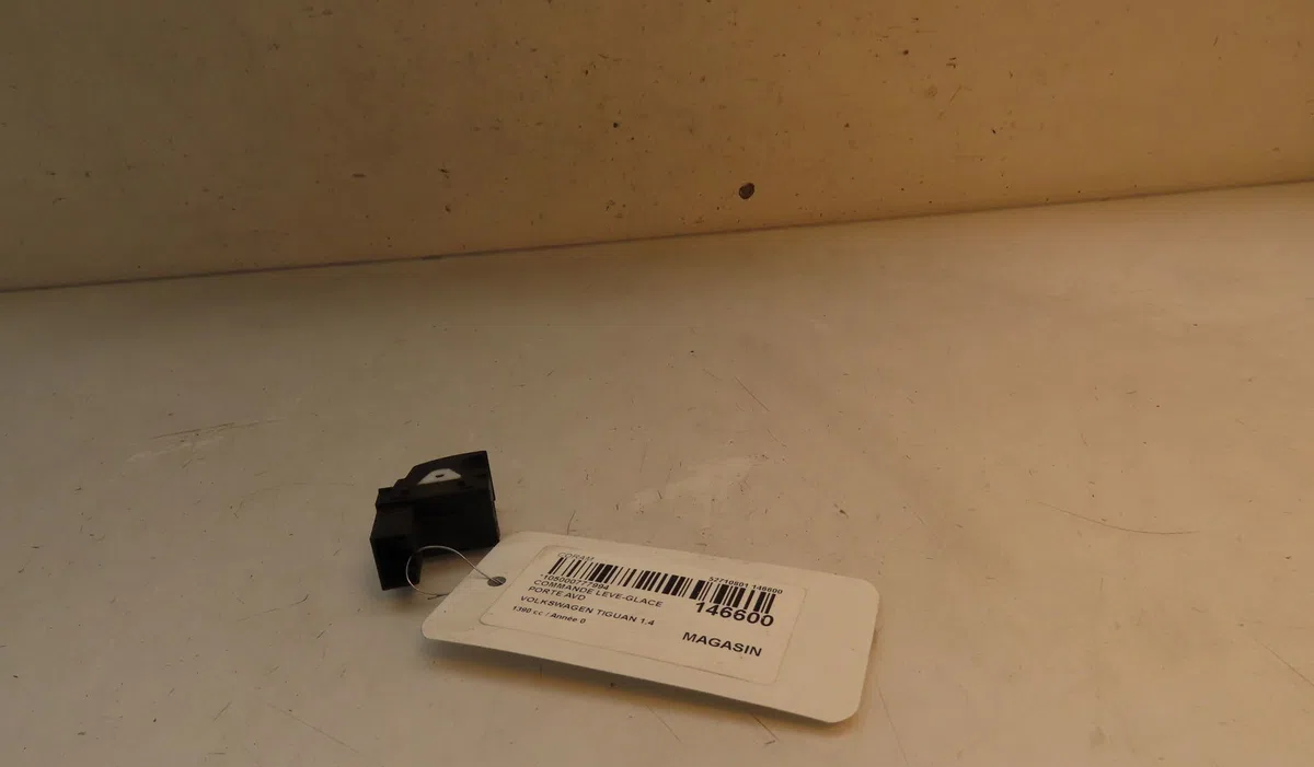 Commande lève-glace porte avant droite VOLKSWAGEN TIGUAN 2013 occasion
