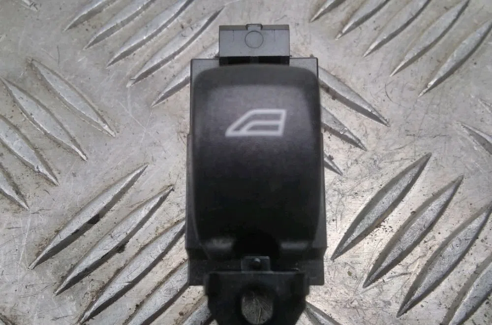 Commande lève-glace porte avant droite Volvo C30 (533) D2 (2010-2012) occasion