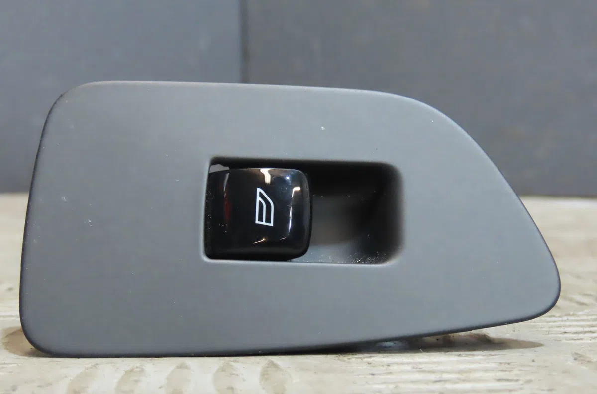 Commande lève-glace porte avant droite Volvo S90 II (234) D3 (2016-2018) occasion