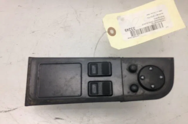 Commande lève-glace porte avant gauche Audi 80 B4 A trois volumes (8C2) 1.9 tdi (1991-1994) occasion