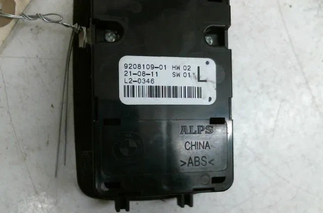 Commande lève-glace porte avant gauche Bmw 1 (F20) 118 d (2011-2015) occasion