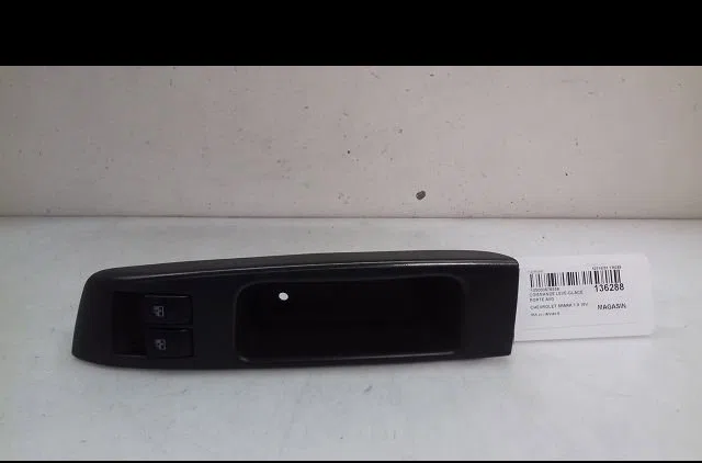 Commande lève-glace porte avant gauche Chevrolet SPARK (M300) 1.0 (2010) 5 portes occasion