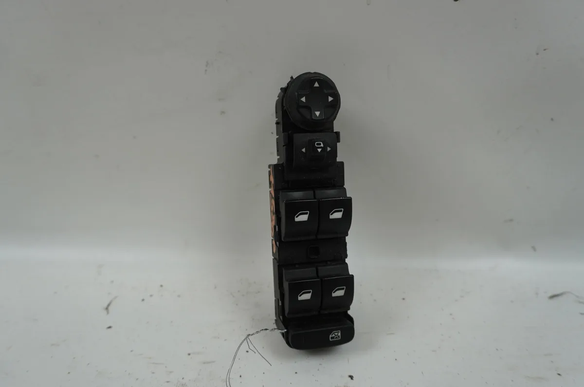 Commande lève-glace porte avant gauche Citroen C3 AIRCROSS II (2R_, 2C_) 1.2 puretech 110 (2rhnzb, 2rhnzw, 2rhnpx, 2rhnp