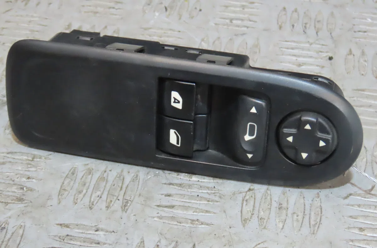 Commande lève-glace porte avant gauche CITROEN C3 occasion