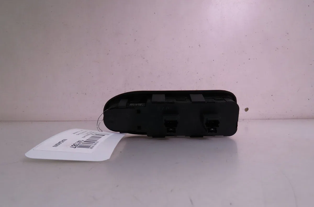 Commande lève-glace porte avant gauche Citroën C5 II (RC_) 2.0 hdi (rcrhrh) (2004-2008) 5 portes occasion