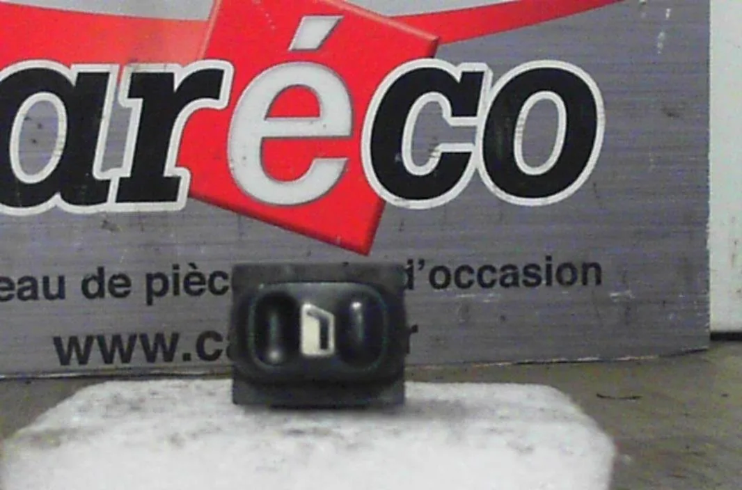 Commande lève-glace porte avant gauche Citroen EVASION Monospace (22, U6) 2.1 td (1996-2002) occasion