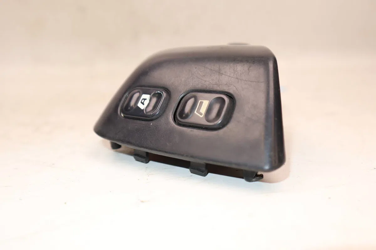 Commande lève-glace porte avant gauche Citroën XANTIA (X1_, X2_) 2.0 hdi 109 (1999-2003) occasion
