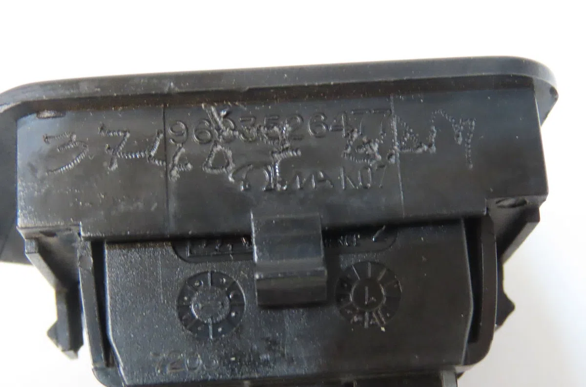 Commande lève-glace porte avant gauche Citroen ZX (N2) 1.9 d (1993-1997) occasion
