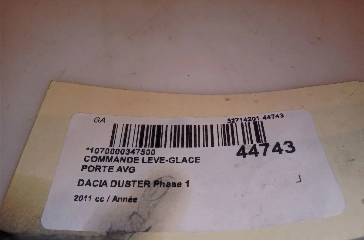 Commande lève-glace porte avant gauche Dacia DUSTER (HS_) 1.6 16v (2010-2018) occasion