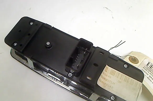 Commande lève-glace porte avant gauche Dodge RAM 1500 Crew Cab Pickup 5.7 4wd (2008-2010) occasion