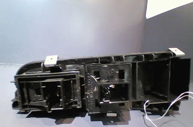 Commande lève-glace porte avant gauche Fiat BRAVO II (198_) 1.6 d multijet (198axh1b) (2007-2014) 5 portes occasion