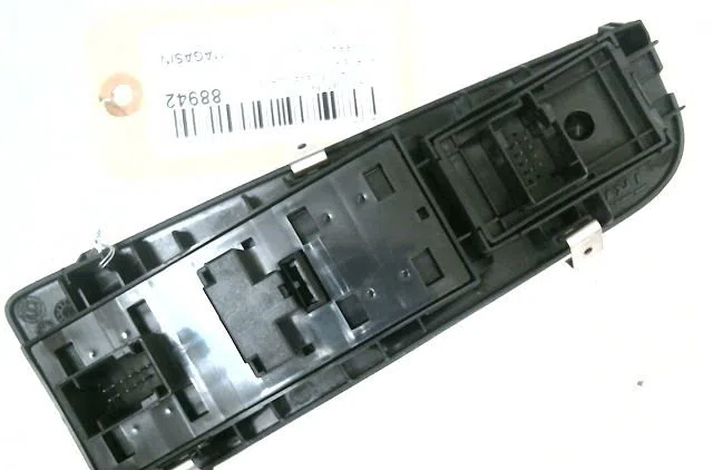 Commande lève-glace porte avant gauche FIAT BRAVO occasion
