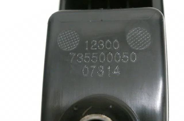 Commande lève-glace porte avant gauche Fiat PUNTO (199_) 1.2 (199axz1a, 199bxz1a) (2012) occasion