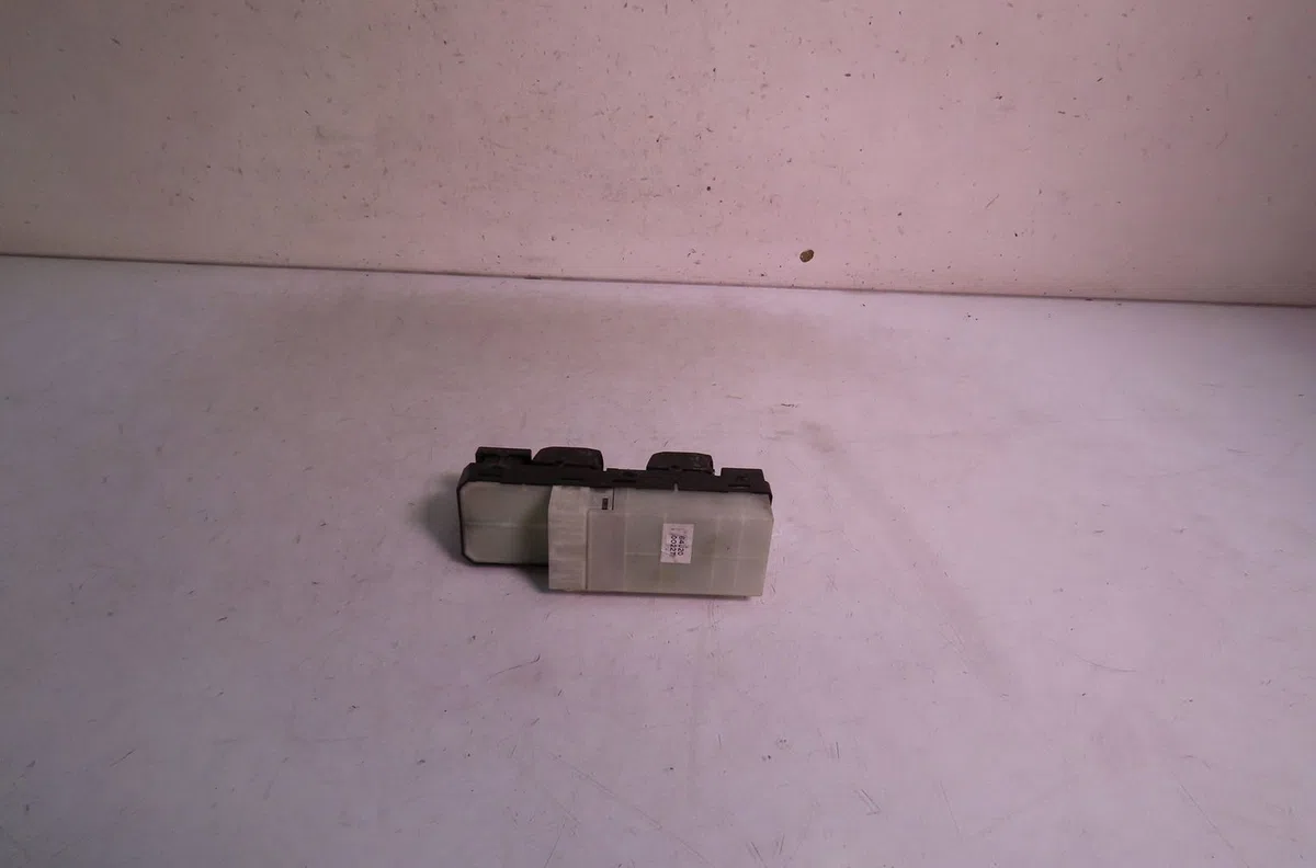 Commande lève-glace porte avant gauche Fiat SEDICI (189_) 2.0 d multijet 4x4 (2006-2014) occasion